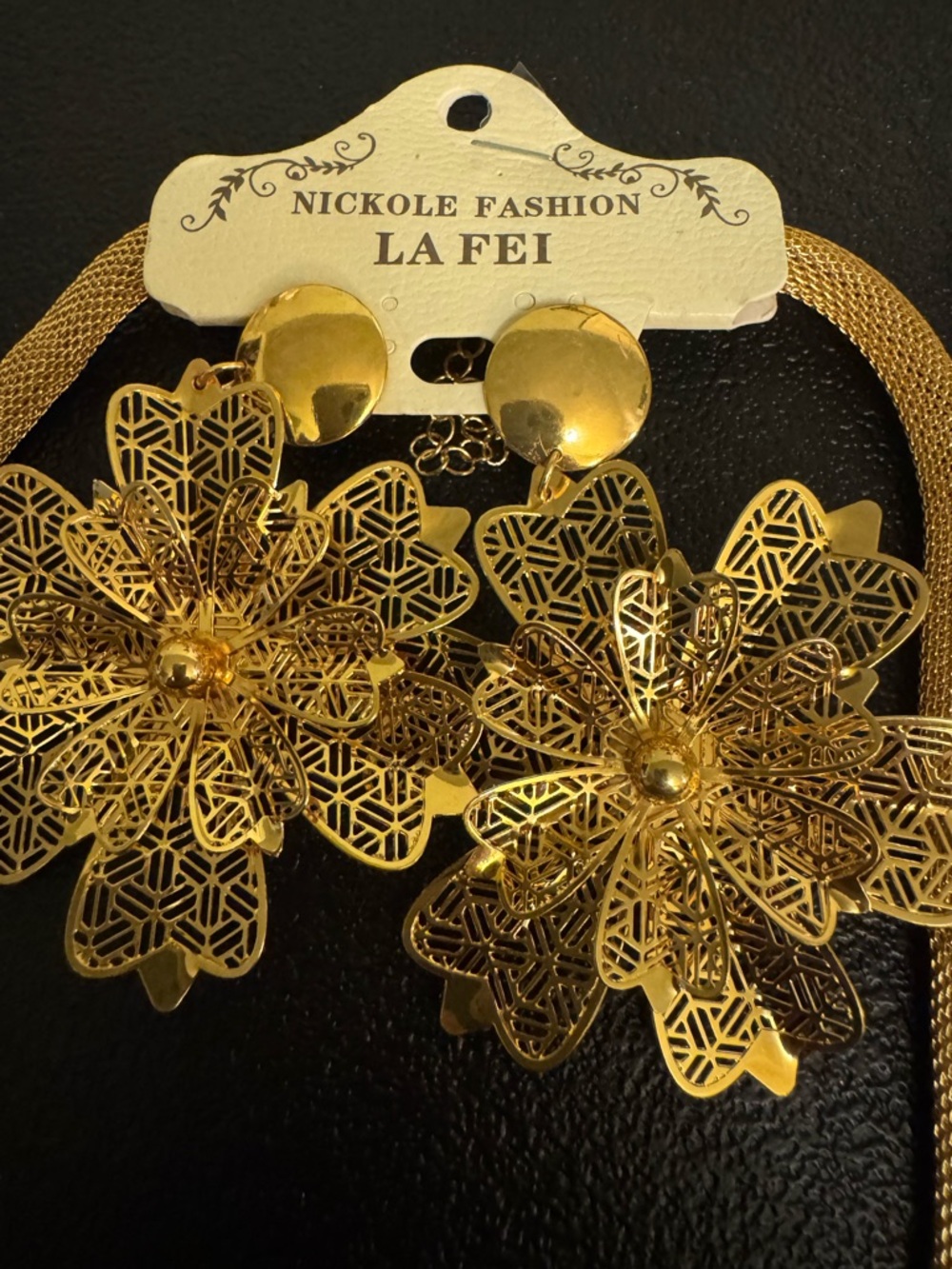 Gold Floral Filigree Necklace Pierced Earrings Set - Picture 2 of 10
